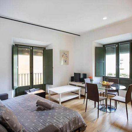 Apartament Al Cor Del Barri Vell De ジローナ エクステリア 写真