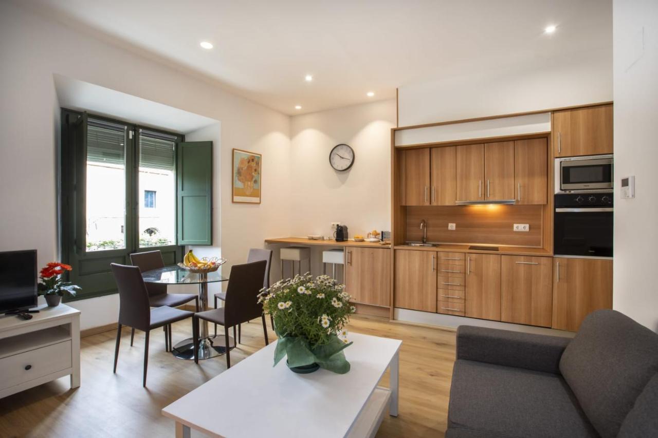 Apartament Al Cor Del Barri Vell De ジローナ エクステリア 写真