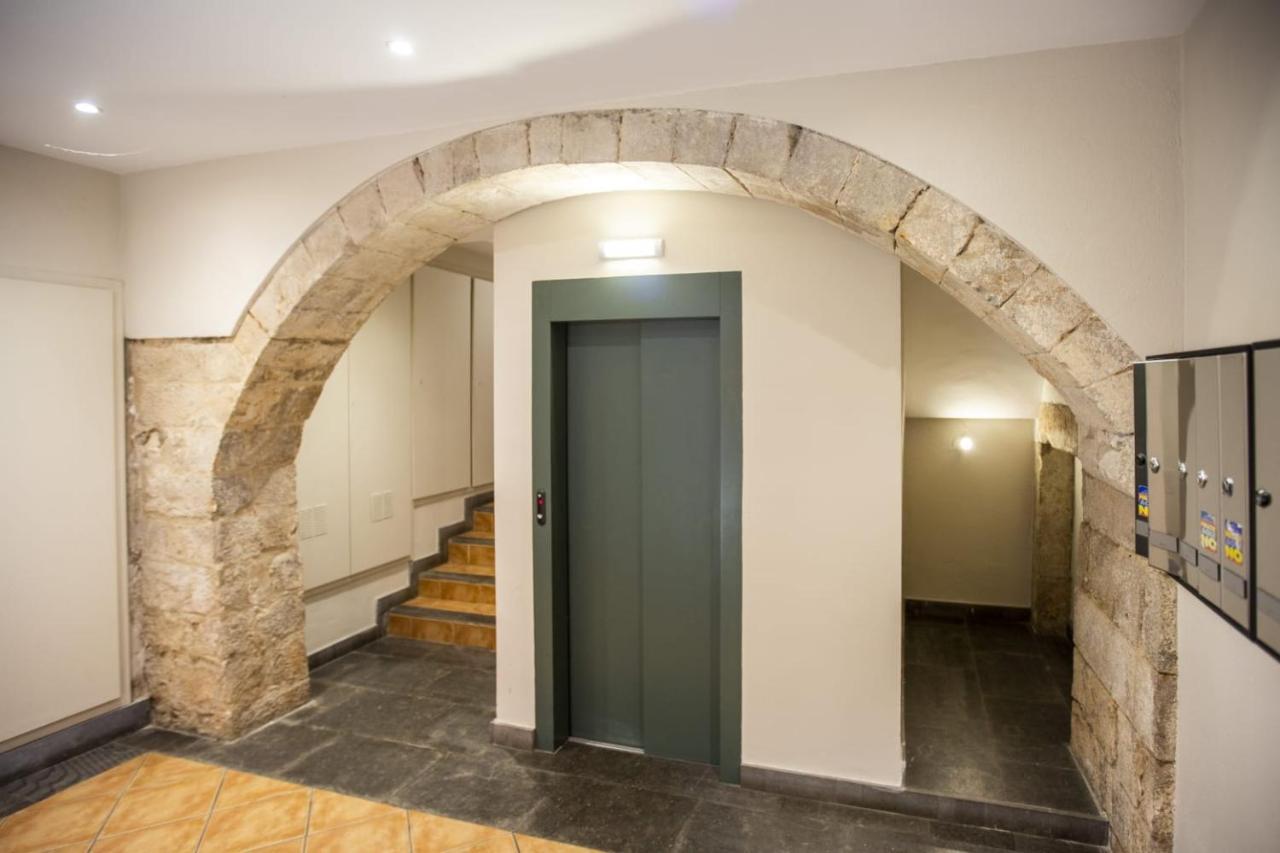 Apartament Al Cor Del Barri Vell De ジローナ エクステリア 写真